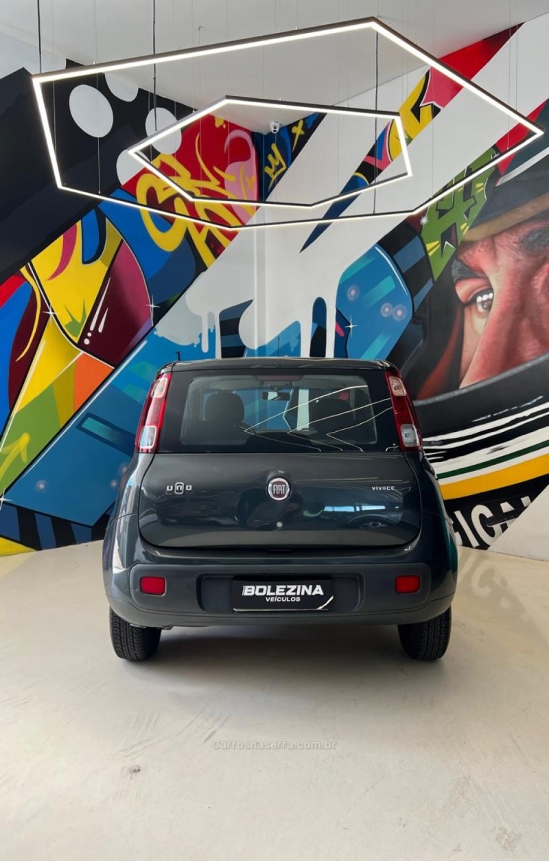 UNO 1.0 EVO VIVACE 8V FLEX 2P MANUAL - 2013 - NOVO HAMBURGO