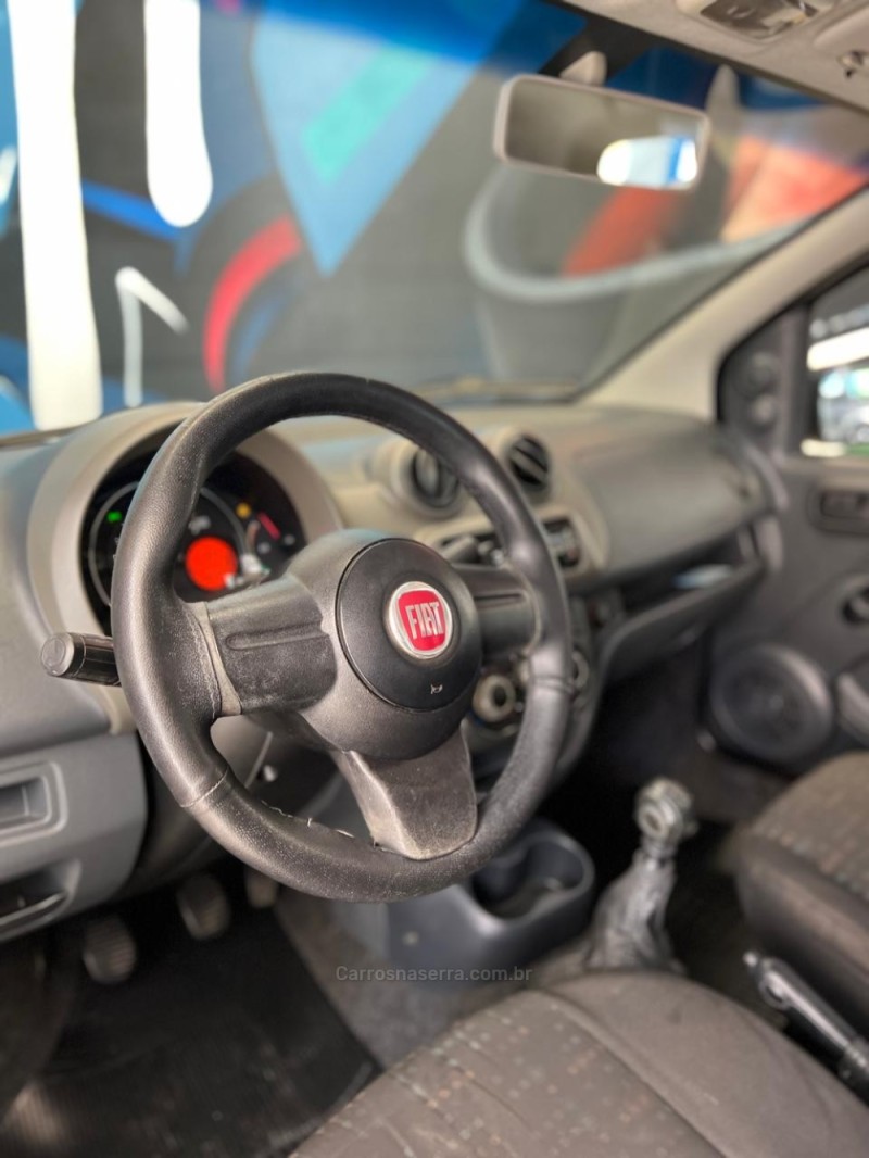 UNO 1.0 EVO VIVACE 8V FLEX 2P MANUAL - 2013 - NOVO HAMBURGO