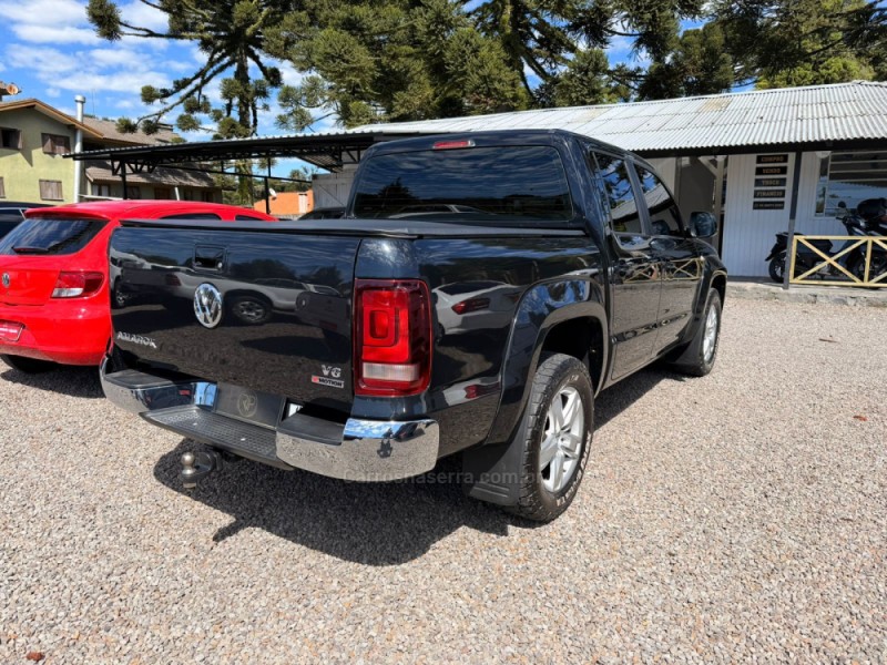 AMAROK 3.0 V6 TDI HIGHLINE CD DIESEL 4MOTION AUTOMÁTICO - 2018 - CANELA