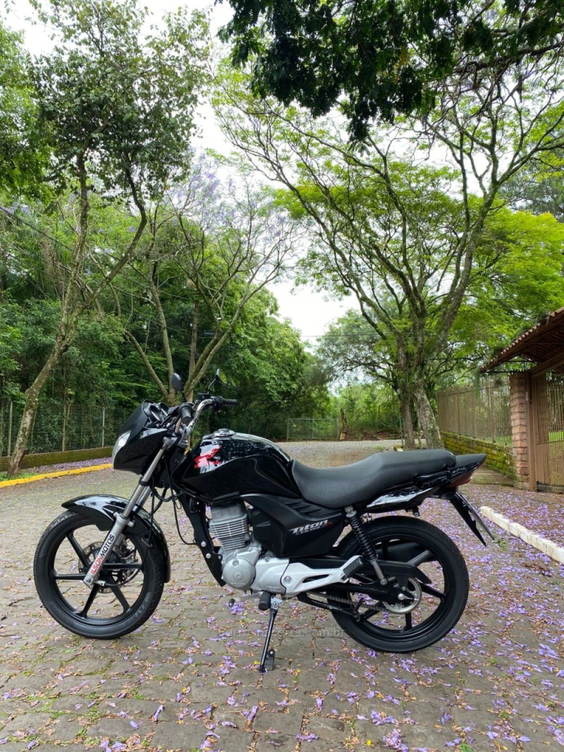 CG 150 TITAN EX - 2012 - LAJEADO