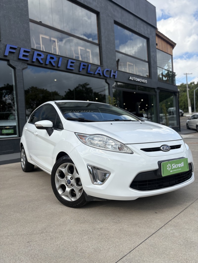 fiesta 1.6 se hatch plus 16v flex 4p manual 2012 garibaldi