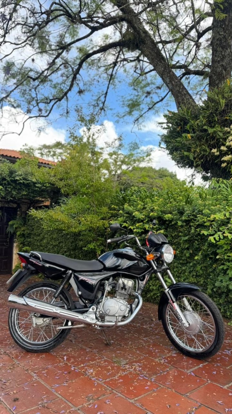 CG 150 TITAN ESD - 2015 - LAJEADO