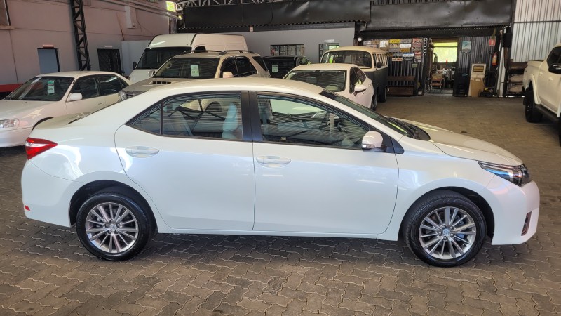 COROLLA 2.0 XEI 16V FLEX 4P AUTOMÁTICO - 2017 - GARIBALDI