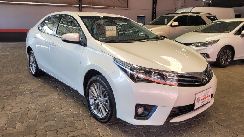 COROLLA 2.0 XEI 16V FLEX 4P AUTOMÁTICO - 2017 - GARIBALDI