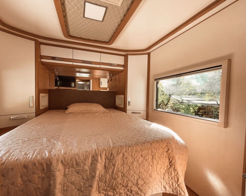 DAILY 55C16 CHASSI CABINE TURBO INTERCOOLER DIESEL 2P MANUAL - 2022 - CANELA