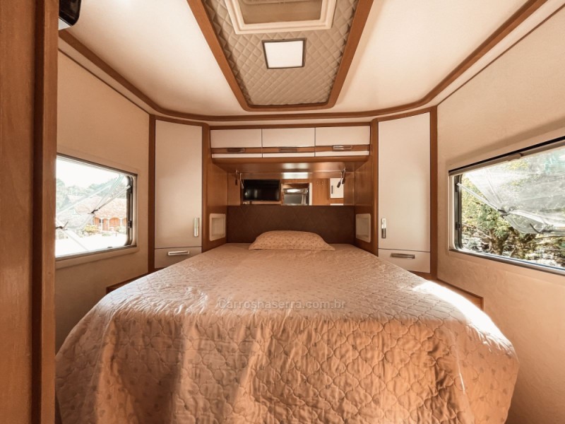 DAILY 55C16 CHASSI CABINE TURBO INTERCOOLER DIESEL 2P MANUAL - 2022 - CANELA