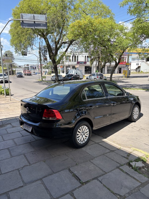 VOYAGE 1.0 MI CITY 8V FLEX 4P MANUAL - 2010 - FARROUPILHA