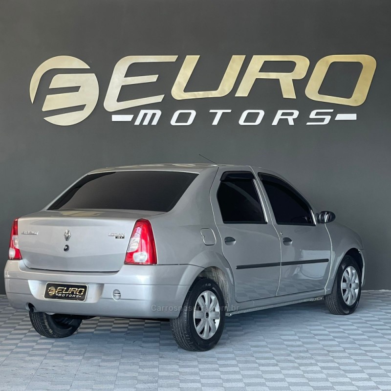 LOGAN 1.0 EXPRESSION 16V FLEX 4P MANUAL - 2009 - PORTãO