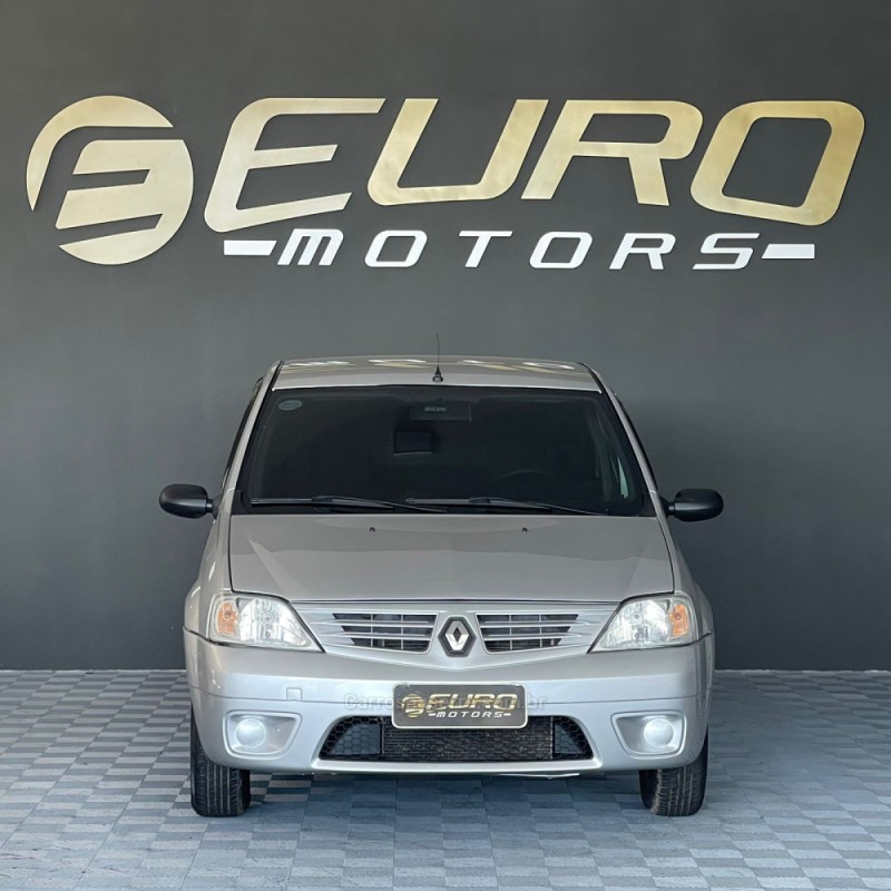 LOGAN 1.0 EXPRESSION 16V FLEX 4P MANUAL - 2009 - PORTãO