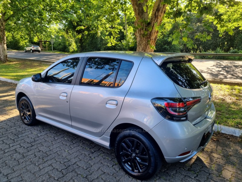 SANDERO 1.0 12V GT LINE LIMITED FLEX 4P MANUAL - 2022 - DOIS IRMãOS