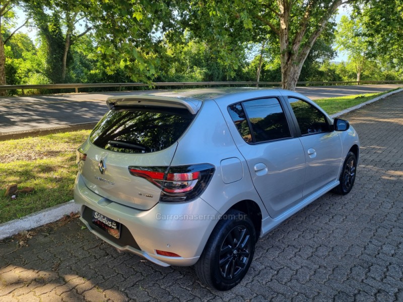 SANDERO 1.0 12V GT LINE LIMITED FLEX 4P MANUAL - 2022 - DOIS IRMãOS