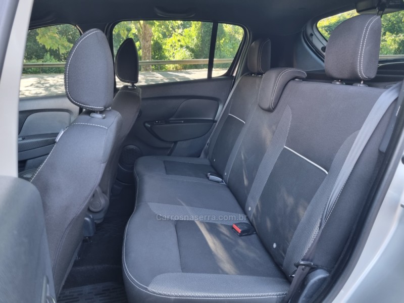 SANDERO 1.0 12V GT LINE LIMITED FLEX 4P MANUAL - 2022 - DOIS IRMãOS
