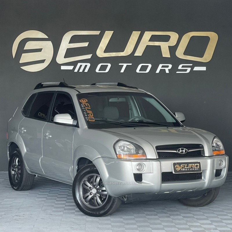 TUCSON 2.0 GL 2WD 16V GASOLINA 4P MANUAL - 2011 - PORTãO
