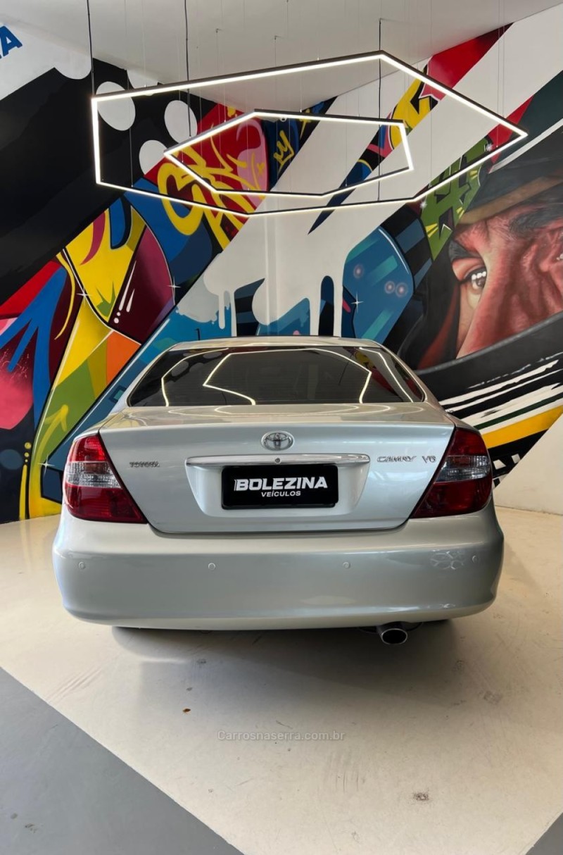 CAMRY 3.0 XLE V6 24V GASOLINA 4P AUTOMÁTICO - 2004 - NOVO HAMBURGO