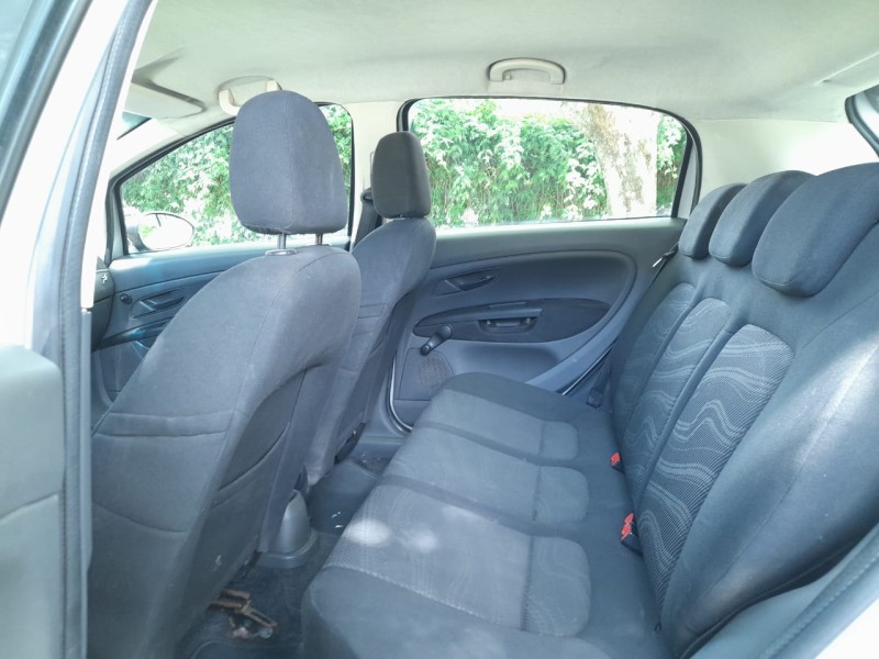 PUNTO 1.4 8V FLEX 4P MANUAL - 2009 - FARROUPILHA