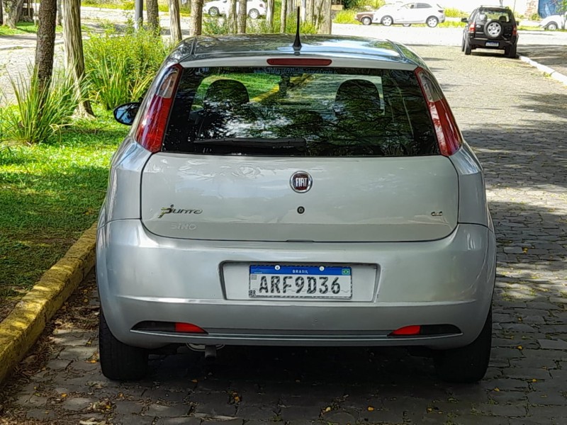 PUNTO 1.4 8V FLEX 4P MANUAL - 2009 - FARROUPILHA