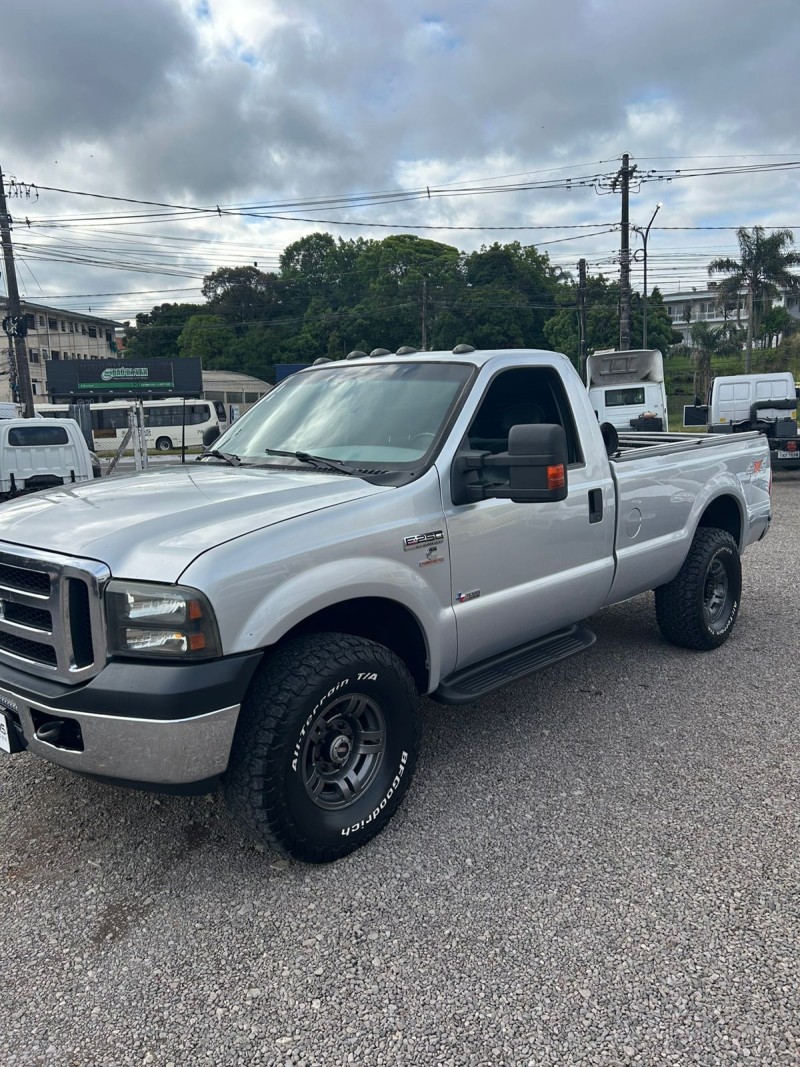 F-250 3.9 XLT MAX POWER 4X4 CS DIESEL 2P MANUAL - 2011 - CAXIAS DO SUL
