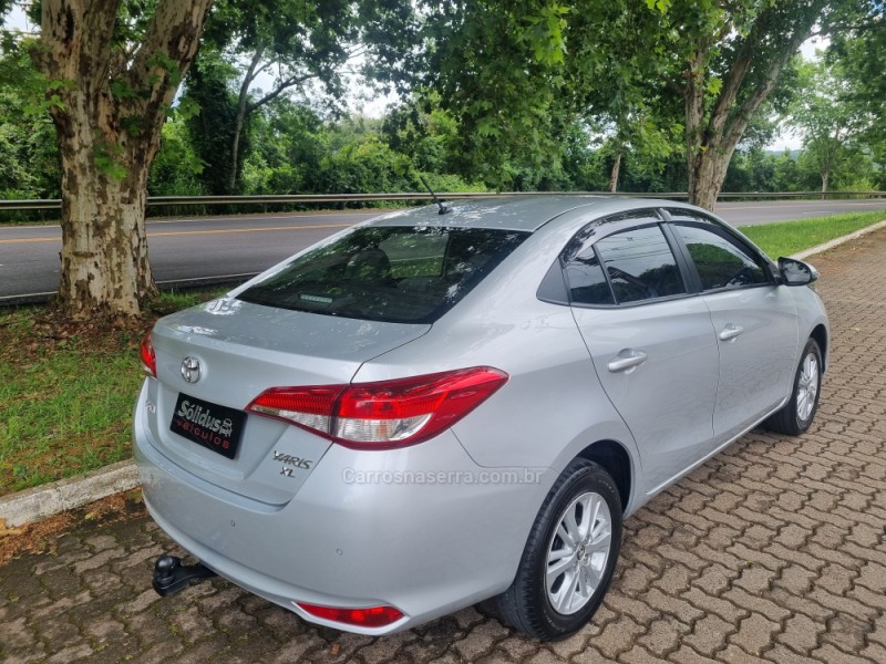 YARIS 1.5 16V FLEX SEDAN XL PLUS TECH MULTIDRIVE3 - 2019 - DOIS IRMãOS