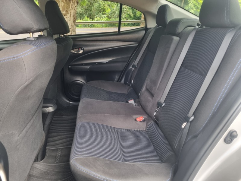 YARIS 1.5 16V FLEX SEDAN XL PLUS TECH MULTIDRIVE3 - 2019 - DOIS IRMãOS