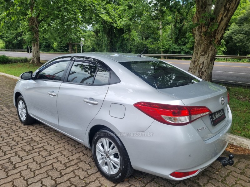 YARIS 1.5 16V FLEX SEDAN XL PLUS TECH MULTIDRIVE3 - 2019 - DOIS IRMãOS