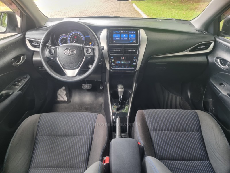 YARIS 1.5 16V FLEX SEDAN XL PLUS TECH MULTIDRIVE3 - 2019 - DOIS IRMãOS