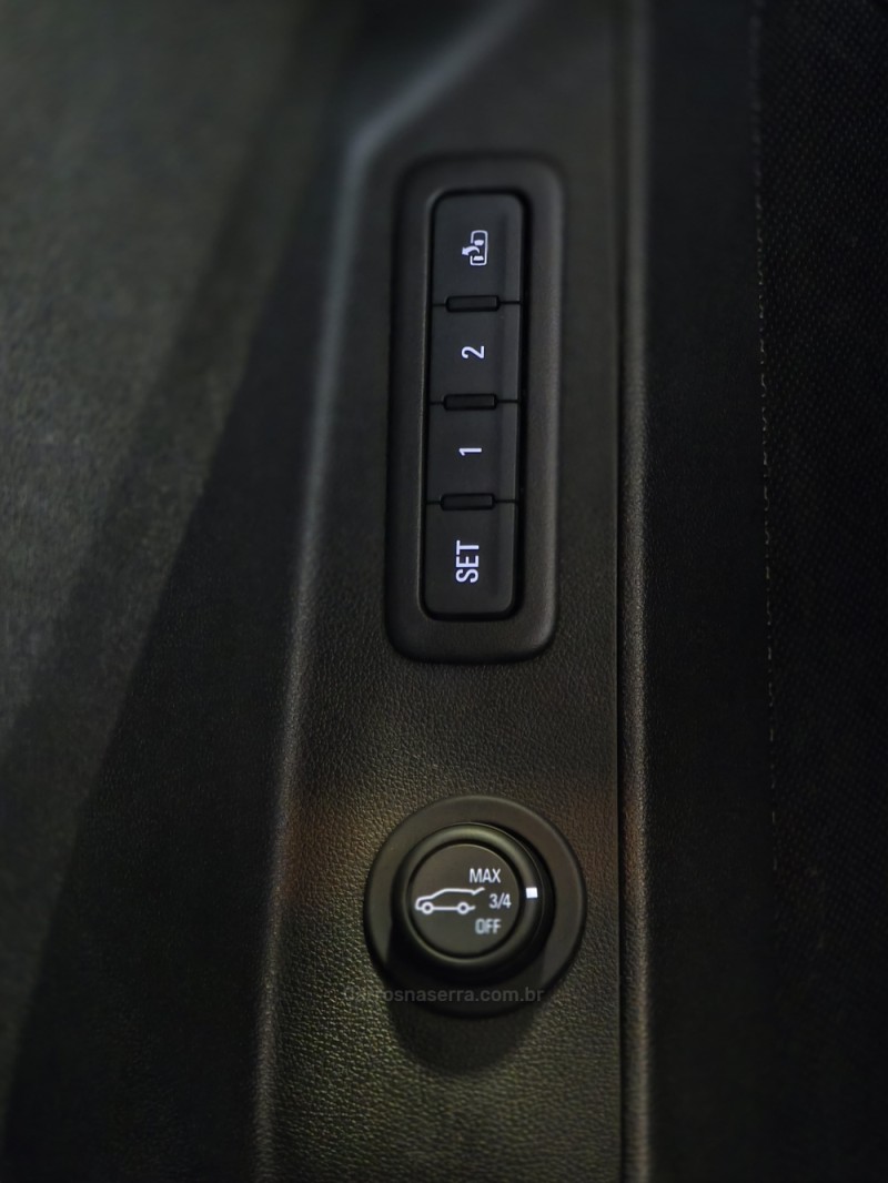 EQUINOX 2.0 16V TURBO GASOLINA PREMIER AWD AUTOMÁTICO - 2019 - CAXIAS DO SUL