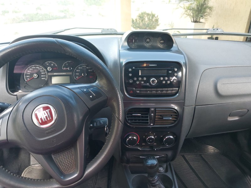 PALIO 1.8 MPI ADVENTURE WEEKEND ITALIA 16V FLEX MANUAL - 2015 - CAXIAS DO SUL