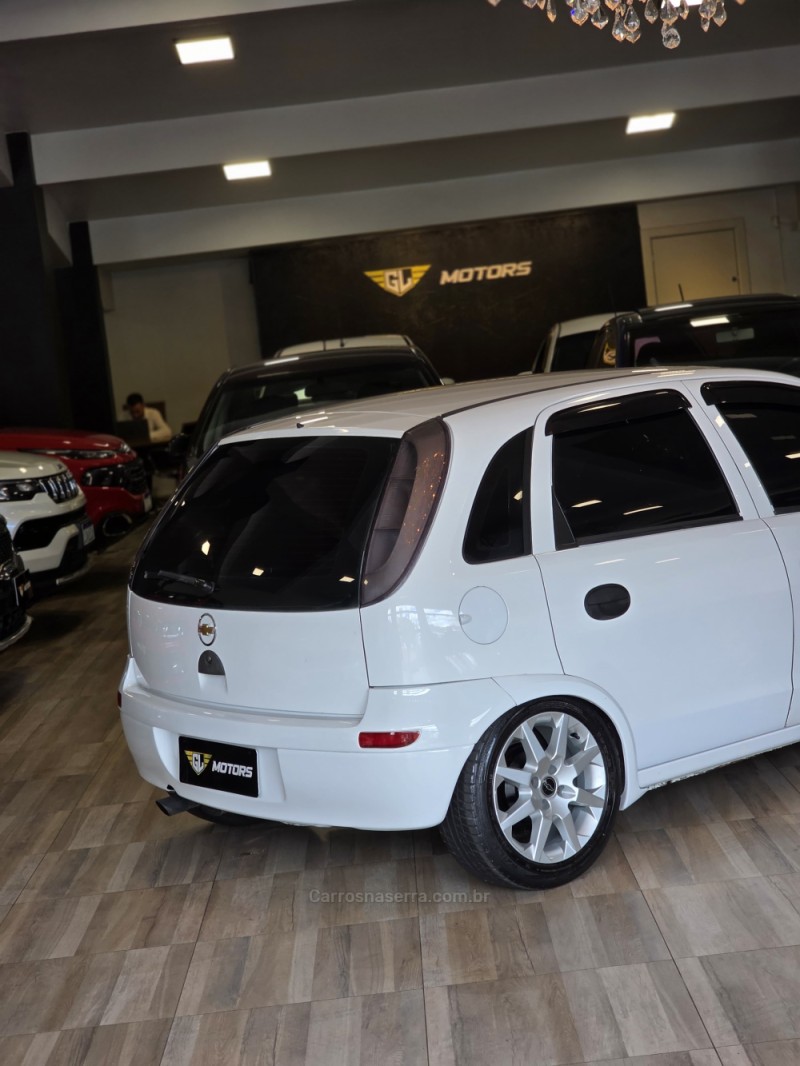 CORSA 1.0 MPFI MAXX 8V GASOLINA 4P MANUAL - 2006 - CAXIAS DO SUL