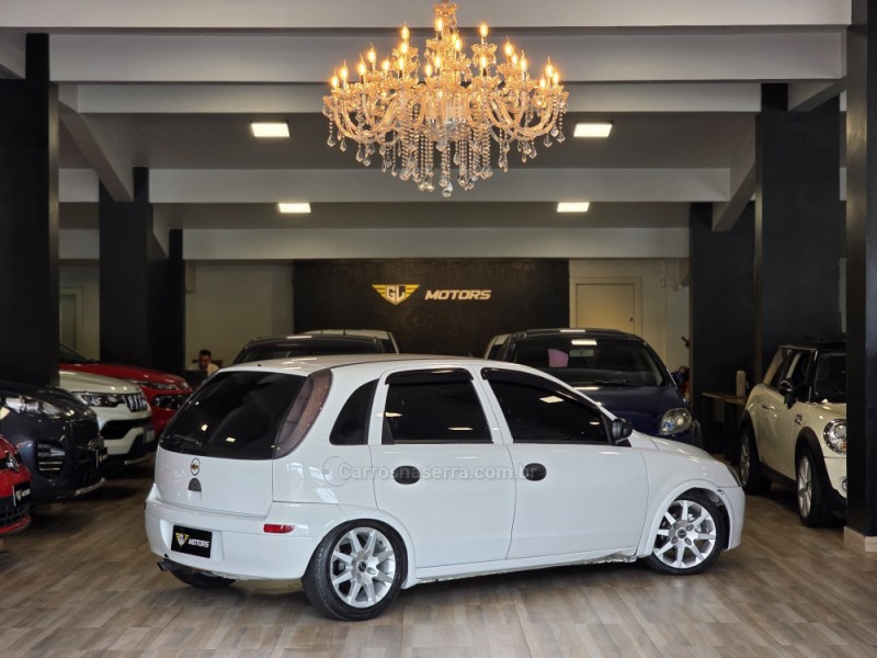 CORSA 1.0 MPFI MAXX 8V GASOLINA 4P MANUAL - 2006 - CAXIAS DO SUL