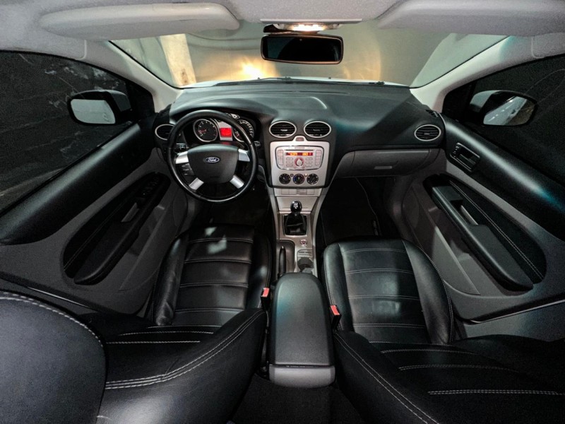 FOCUS 2.0 GLX 16V FLEX 4P MANUAL - 2012 - CAXIAS DO SUL