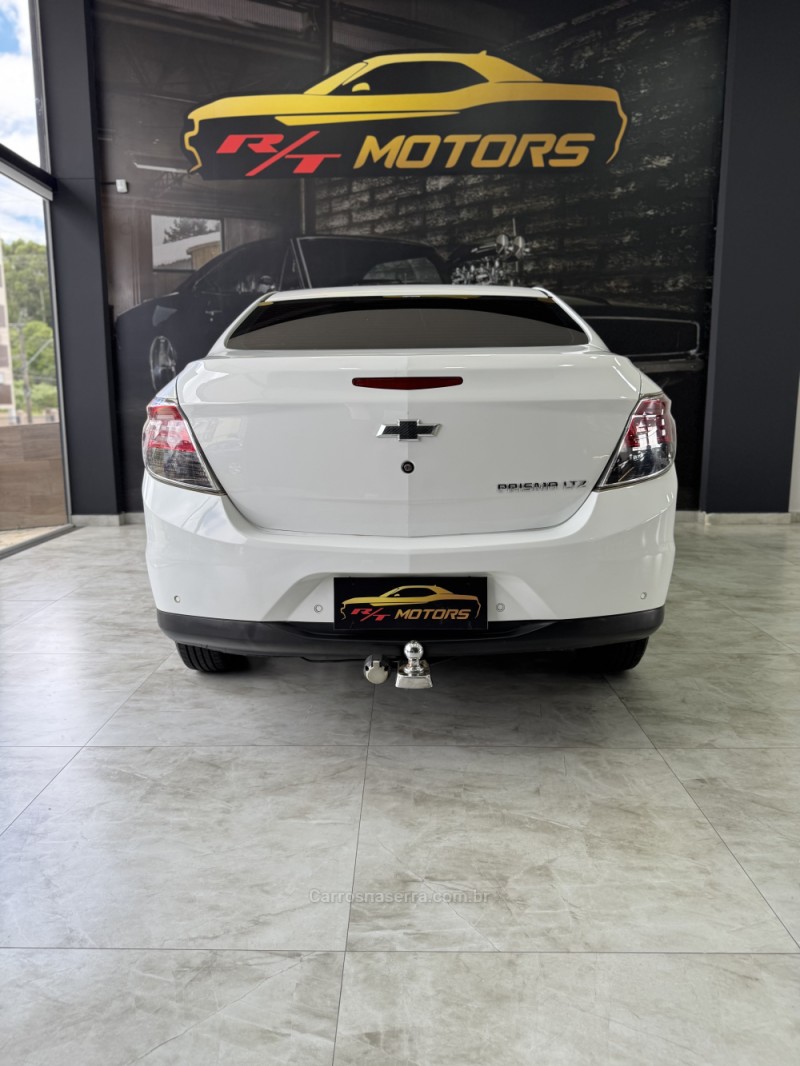 PRISMA 1.4 MPFI LTZ 8V FLEX 4P MANUAL - 2014 - CAXIAS DO SUL