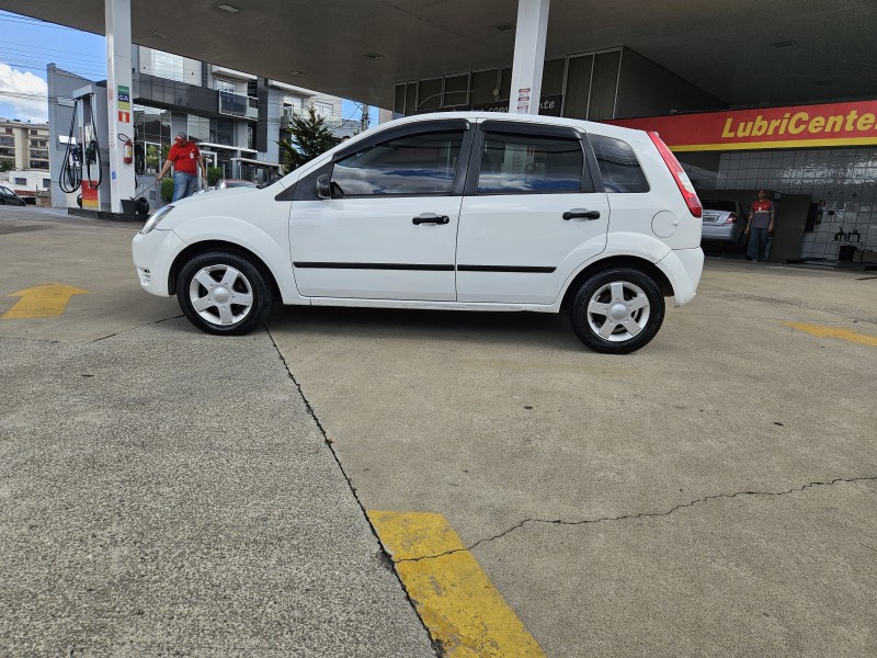 FIESTA 1.0 MPI PERSONNALITÉ 8V FLEX 4P MANUAL - 2007 - CAXIAS DO SUL