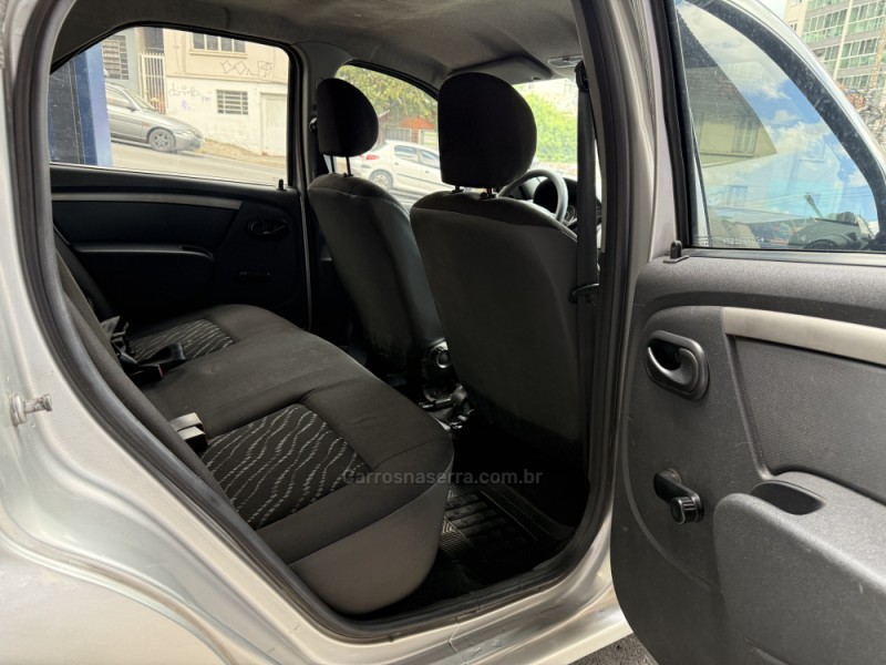 LOGAN 1.0 AUTHENTIQUE PLUS 16V FLEX 4P MANUAL - 2011 - CAXIAS DO SUL