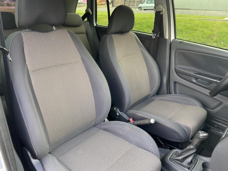 SPACEFOX 1.6 MI SPORTLINE 8V FLEX 4P MANUAL - 2011 - DOIS IRMãOS