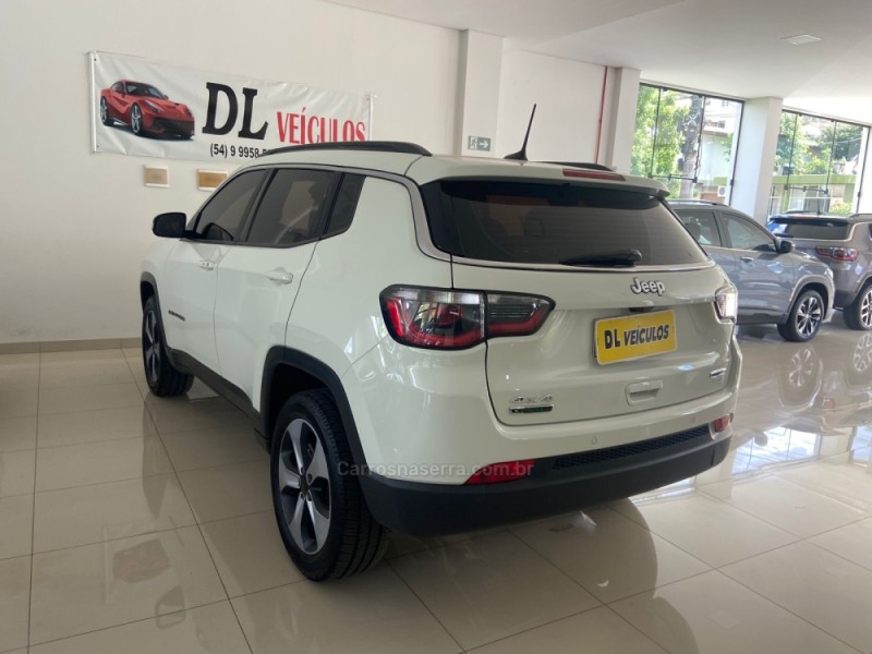 COMPASS 2.0 16V DIESEL LONGITUDE 4X4 AUTOMÁTICO - 2018 - NOVA BASSANO