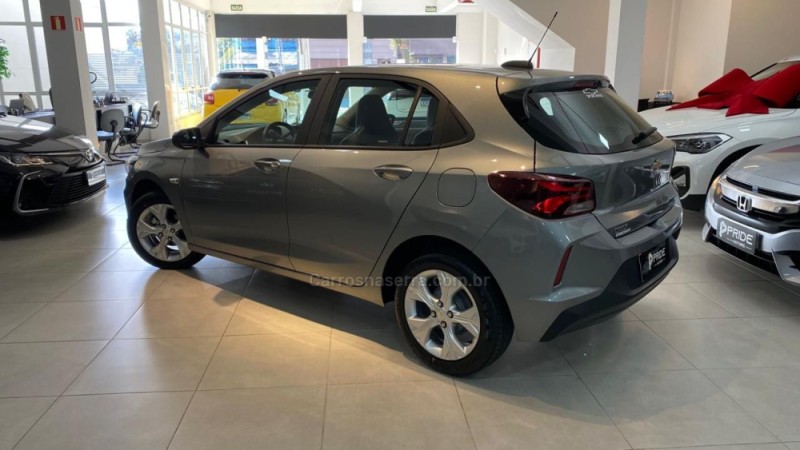 ONIX 1.0 LTZ 12V TURBO FLEX 4P AUTOMÁTICO - 2025 - CAXIAS DO SUL