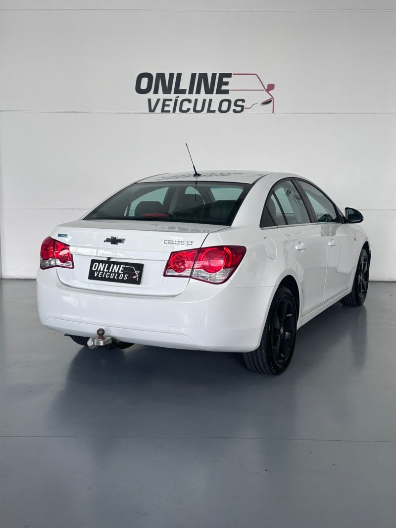 CRUZE 1.8 LT SPORT6 16V FLEX 4P AUTOMÁTICO - 2014 - FARROUPILHA