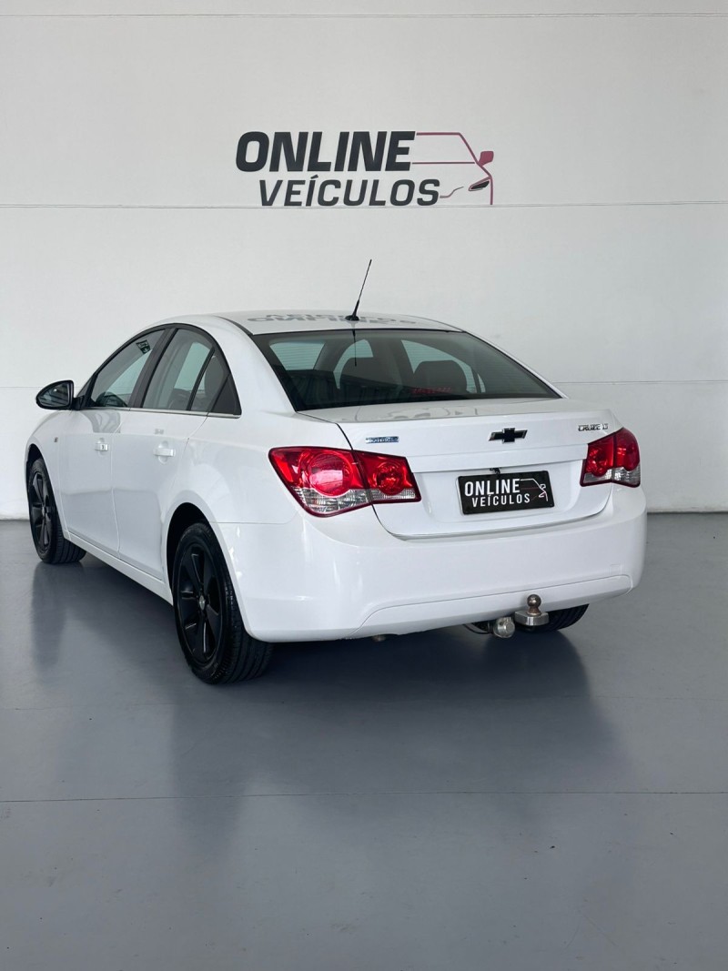 CRUZE 1.8 LT SPORT6 16V FLEX 4P AUTOMÁTICO - 2014 - FARROUPILHA