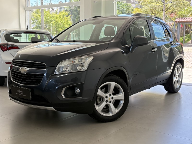 tracker 1.8 mpfi ltz 4x2 16v flex 4p automatico 2014 bento goncalves