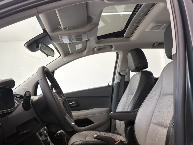 TRACKER 1.8 MPFI LTZ 4X2 16V FLEX 4P AUTOMÁTICO - 2014 - BENTO GONçALVES