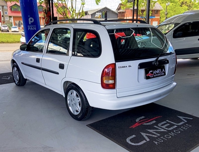 CORSA 1.6 MPFI GL WAGON 8V GASOLINA 4P MANUAL - 1998 - CANELA