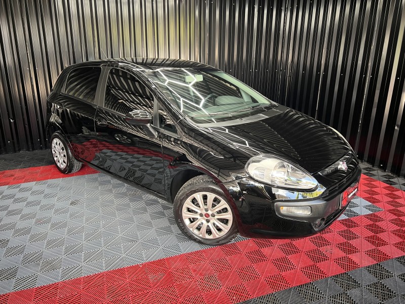 PUNTO 1.4 ATTRACTIVE 8V FLEX 4P MANUAL - 2013 - CAXIAS DO SUL