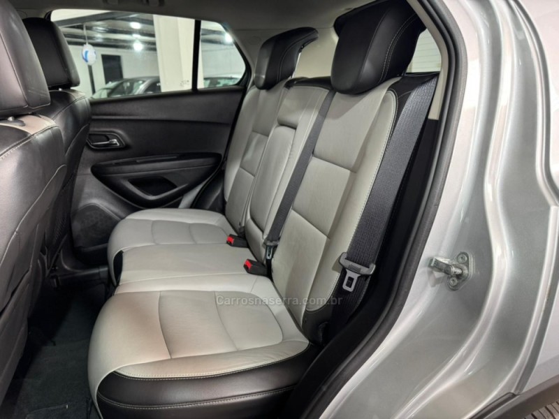 TRACKER 1.8 MPFI LTZ 4X2 16V FLEX 4P AUTOMÁTICO - 2015 - SANTA CRUZ DO SUL