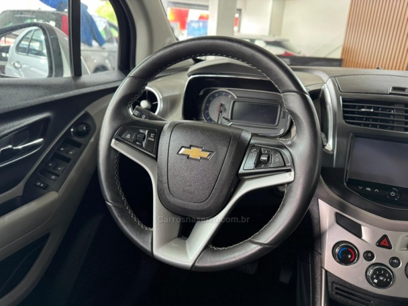 TRACKER 1.8 MPFI LTZ 4X2 16V FLEX 4P AUTOMÁTICO - 2015 - SANTA CRUZ DO SUL