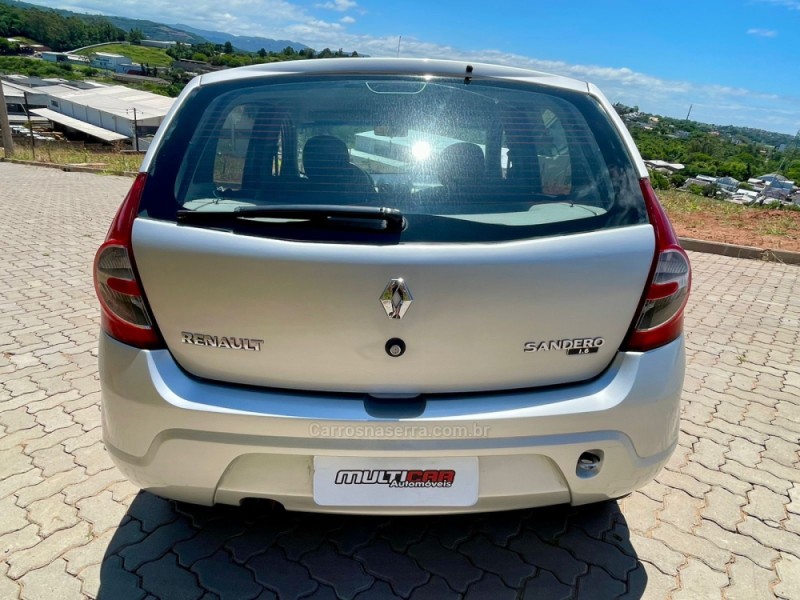 SANDERO 1.6 EXPRESSION 8V FLEX 4P MANUAL - 2010 - CAMPO BOM