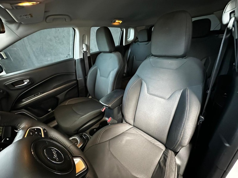 COMPASS 2.0 16V FLEX LONGITUDE AUTOMÁTICO - 2017 - CAXIAS DO SUL