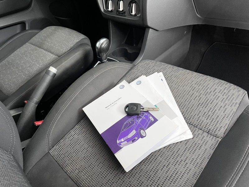 FOX 1.6 MI 8V FLEX 4P AUTOMATIZADO - 2014 - CAXIAS DO SUL