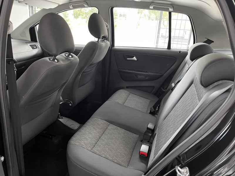 FOX 1.6 MI 8V FLEX 4P AUTOMATIZADO - 2014 - CAXIAS DO SUL