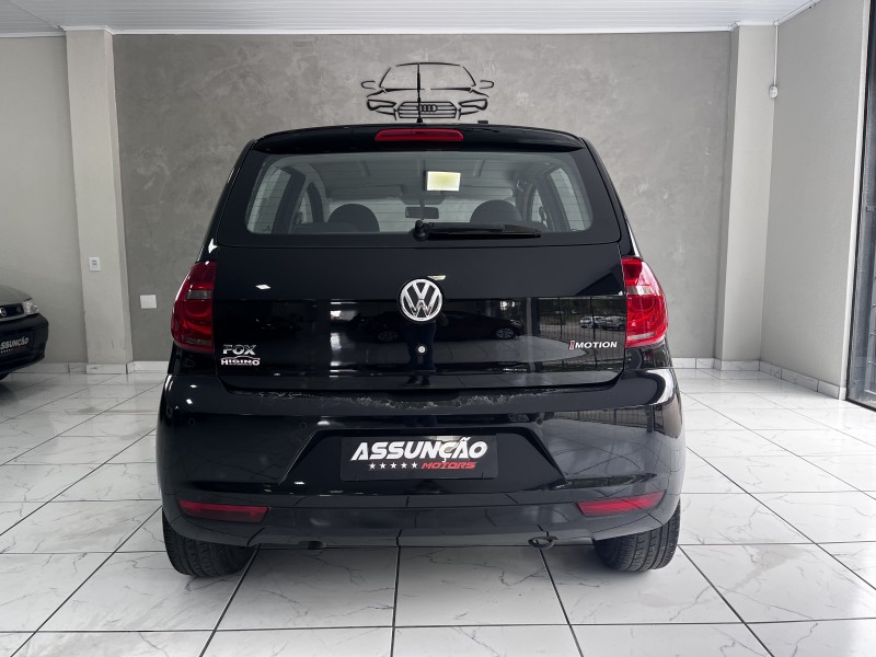 FOX 1.6 MI 8V FLEX 4P AUTOMATIZADO - 2014 - CAXIAS DO SUL