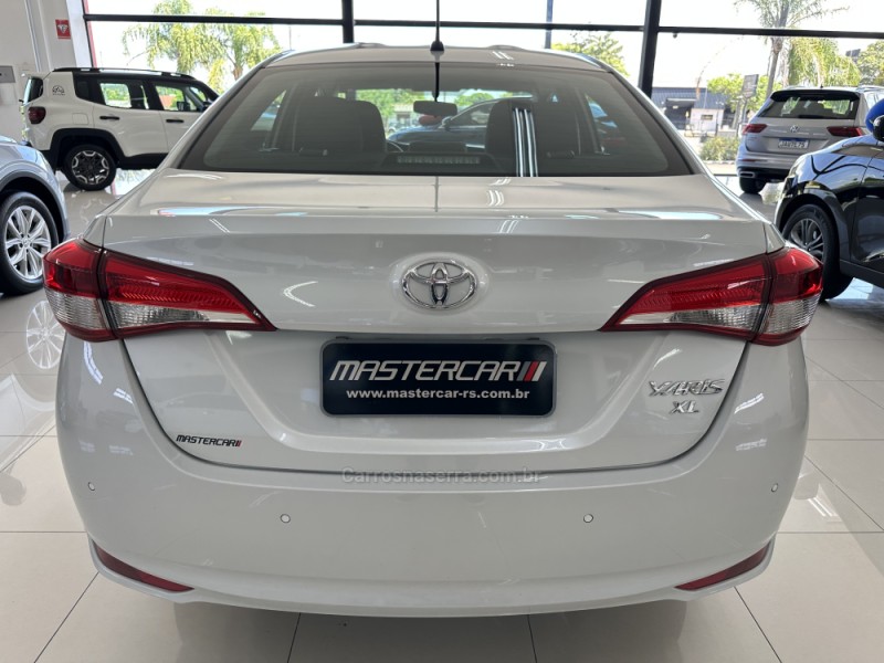 YARIS 1.5 XL SEDAN 16V FLEX 4P AUTOMÁTICO - 2022 - CHARQUEADAS